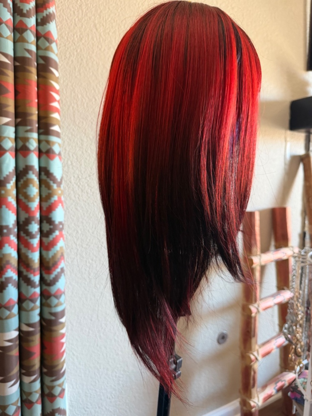 Red Black Ombre Wig - Vampire Goth Witchy Halloween Cosplay - Picture 2 of 4